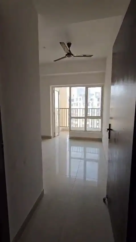 2 BHK FLAT , PANCHSHEEL GREEN2 ,NOIDA EXTENSION
